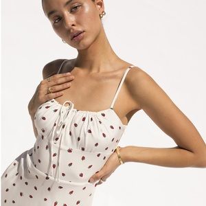 Realisation Par The Alba Small